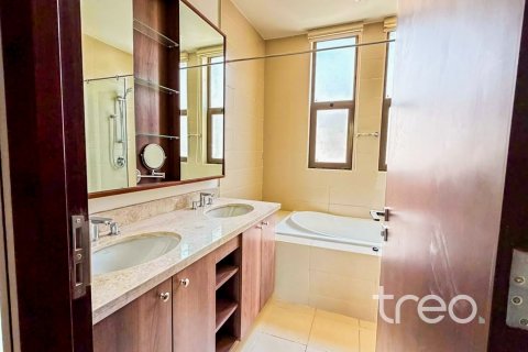 Adosado en Mira Oasis 2, Reem, Dubai, 4 dormitorios, 263.29 m², № 134534 - foto 4