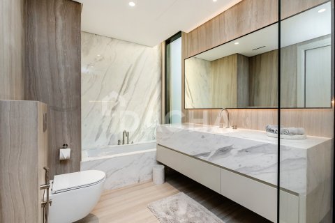 Villa in Jumeirah Islands, Dubai 4 bedrooms, 534 sq.m. № 104723 - photo 13