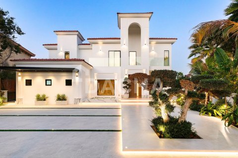 Villa in Jumeirah Islands, Dubai 4 bedrooms, 534 sq.m. № 104723