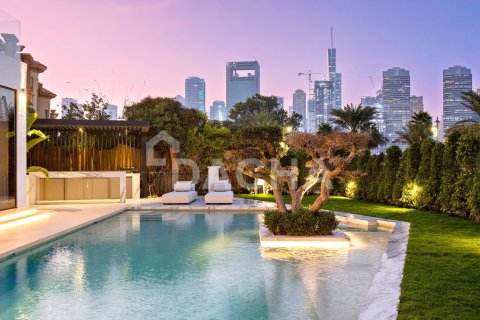 Villa in Jumeirah Islands, Dubai 4 bedrooms, 534 sq.m. № 104723 - photo 4