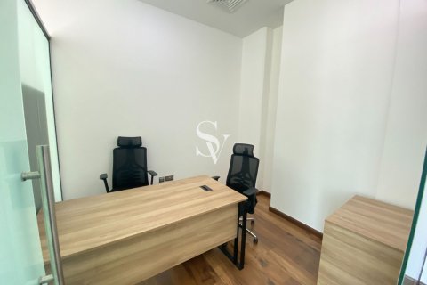 Снять в аренду офис в Бизнес-Бэе, Дубай: 90м², № 111056 - фото 7