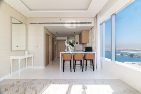 Снять в аренду квартиру в The Palm Tower, Пальма Джумейра, Дубай: 1 спальня, 103м², № 111057 - фото 18