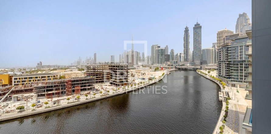 Appartement à Al Wasl, Dubai, 3 chambres, 194 m², № 86570