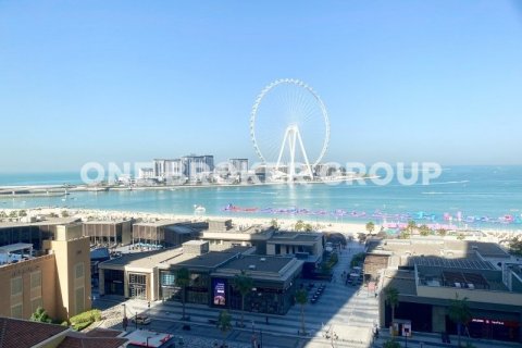 Apartamento en RIMAL en Dubai, 4 dormitorios, 248.9 m², № 30456 - foto 1