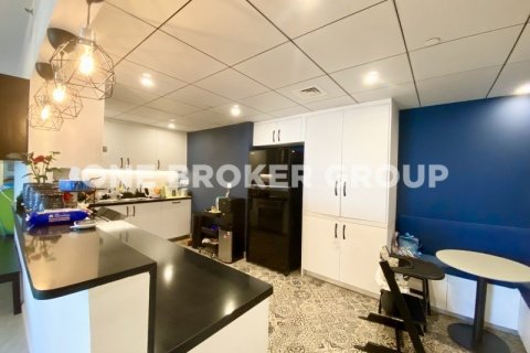 Apartamento en RIMAL en Dubai, 4 dormitorios, 248.9 m², № 30456 - foto 7