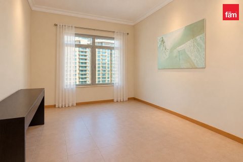 Apartment in Palm Jumeirah, Dubai 2 bedrooms, 144.1 sq.m. № 139640 - photo 8
