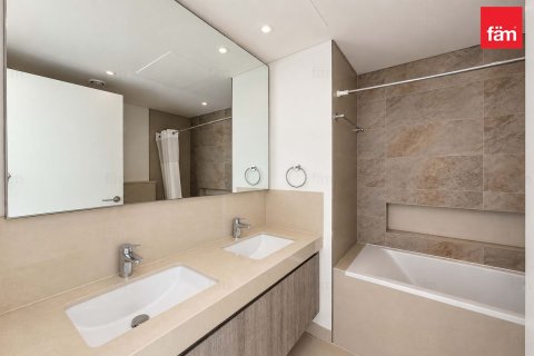 Apartment in Downtown Dubai (Downtown Burj Dubai), Dubai 2 bedrooms, 111.5 sq.m. № 141611 - photo 6