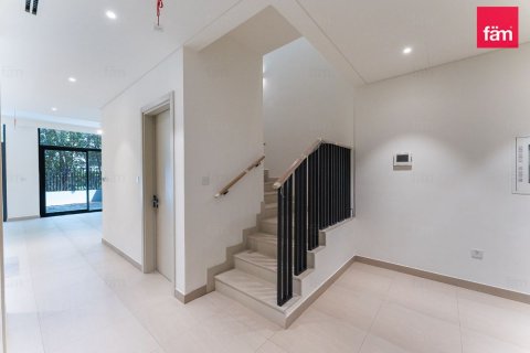 Villa en Dubai, 4 dormitorios, 257 m², № 137660 - foto 7