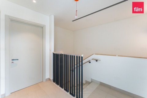 Villa en Dubai, 4 dormitorios, 257 m², № 137660 - foto 4