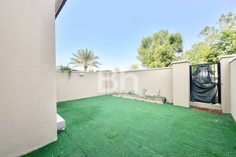 Villa en Serena, Dubai, 2 dormitorios, 172 m², № 57069 - foto 4