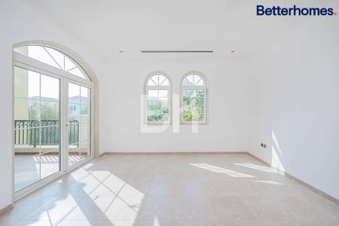 Villa en Jumeirah Park, Dubai, 3 dormitorios, 519 m², № 22212 - foto 12