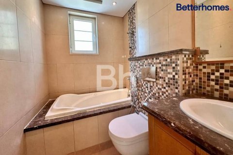 Villa en Jumeirah Park, Dubai, 3 dormitorios, 519 m², № 22212 - foto 17