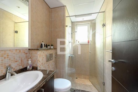 Villa in Jumeirah Park, Dubai 3 bedrooms, 307 sq.m. № 22218 - photo 13
