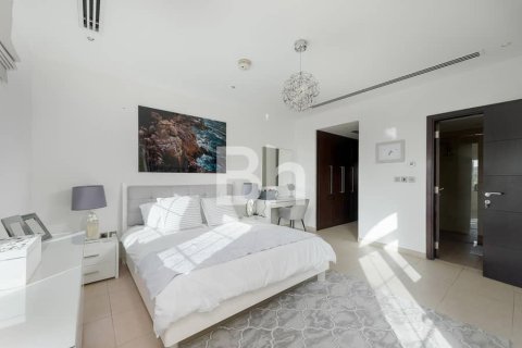 Villa in Jumeirah Park, Dubai 3 bedrooms, 307 sq.m. № 22218 - photo 10