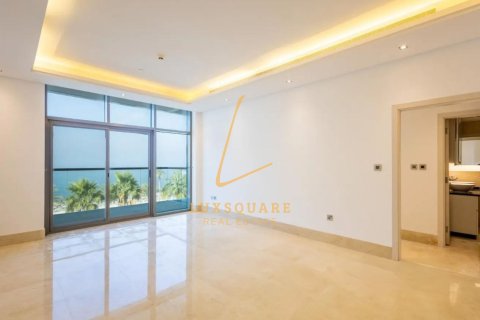 Снять в аренду квартиру в The Crescent, Пальма Джумейра, Дубай: 2 спальни, 124м², № 112351 - фото 6