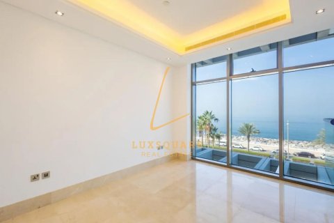 Снять в аренду квартиру в The Crescent, Пальма Джумейра, Дубай: 2 спальни, 124м², № 112351 - фото 11