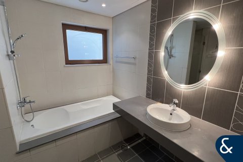 Townhouse in North Village, Al Furjan, Dubai 3 bedrooms, 224 sq.m. № 98890 - photo 9