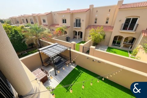Villa in Bella Casa, Serena, Dubai 3 bedrooms, 255 sq.m. № 98891 - photo 14