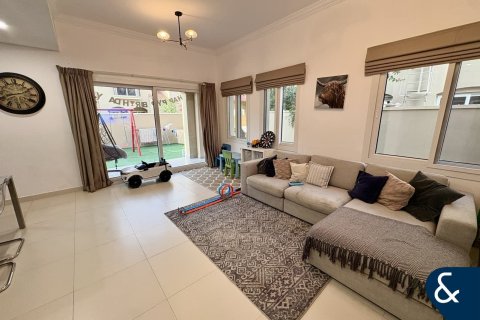 Villa in Bella Casa, Serena, Dubai 3 bedrooms, 255 sq.m. № 98891 - photo 5