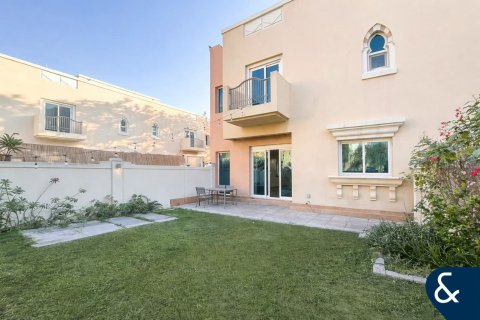 Townhouse in Victory Heights, Dubai Sports City, Dubai 4 bedrooms, 250 sq.m. № 98888 - photo 2