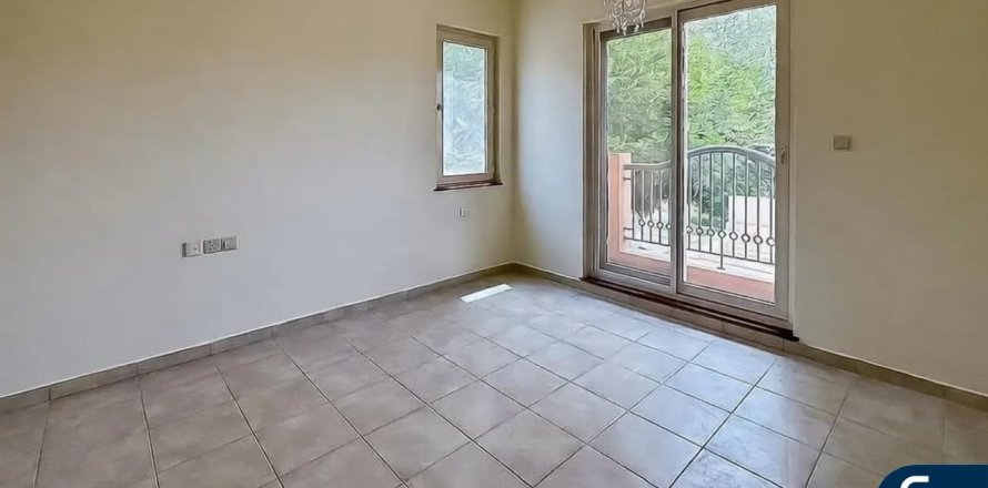 Townhouse in Victory Heights, Dubai Sports City, Dubai 4 bedrooms, 250 sq.m. № 98888