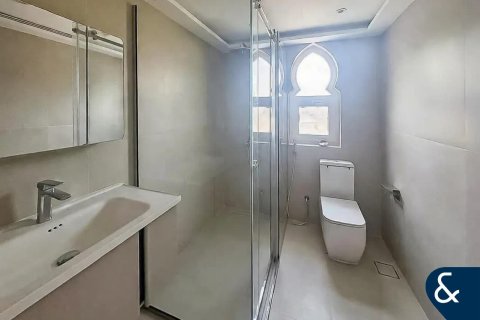 Townhouse in Victory Heights, Dubai Sports City, Dubai 4 bedrooms, 250 sq.m. № 98888 - photo 6