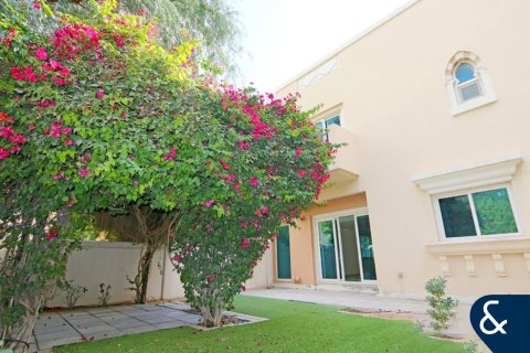 Townhouse in Victory Heights, Dubai Sports City, Dubai 4 bedrooms, 250 sq.m. № 98888 - photo 13