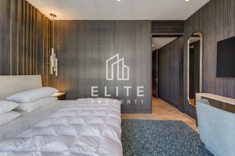 Apartment in FIVE Palm Jumeirah, Palm Jumeirah, Dubai 2 bedrooms, 181 sq.m. № 89639 - photo 12