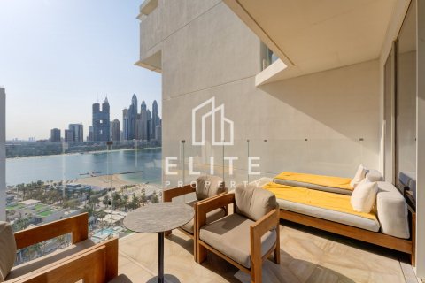 Apartment in FIVE Palm Jumeirah, Palm Jumeirah, Dubai 2 bedrooms, 181 sq.m. № 89639