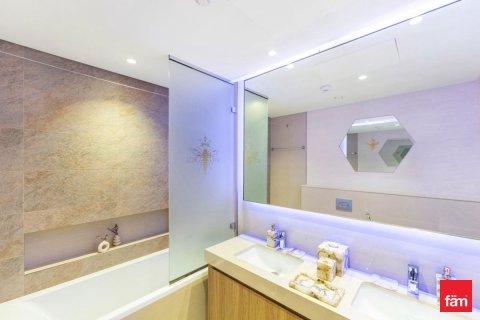 Apartment in Downtown Dubai (Downtown Burj Dubai), Dubai 2 bedrooms, 103 sq.m. № 89633 - photo 26