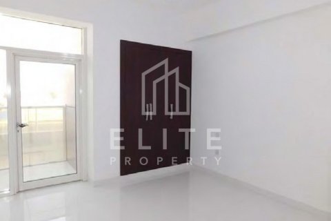 Building in Dubai 13605 sq.m. № 38820 - photo 11