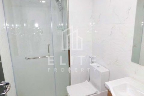 Building in Dubai 13605 sq.m. № 38820 - photo 6