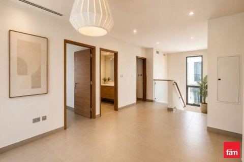 Villa in Dubai Hills Estate, Dubai 4 bedrooms, 448.3 sq.m. № 108999 - photo 5