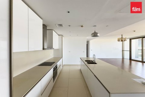 Apartment in Al Wasl, Dubai 3 bedrooms, 208.7 sq.m. № 58859 - photo 6