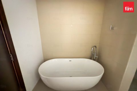 Apartment in Al Wasl, Dubai 3 bedrooms, 208.7 sq.m. № 58859 - photo 18