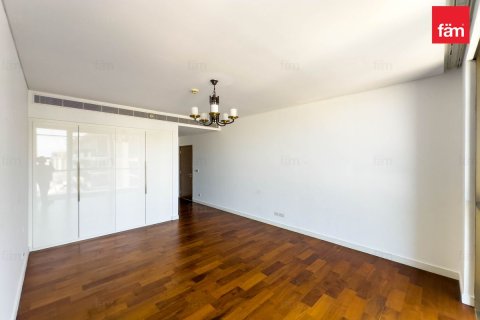 Apartment in Al Wasl, Dubai 3 bedrooms, 208.7 sq.m. № 58859 - photo 13