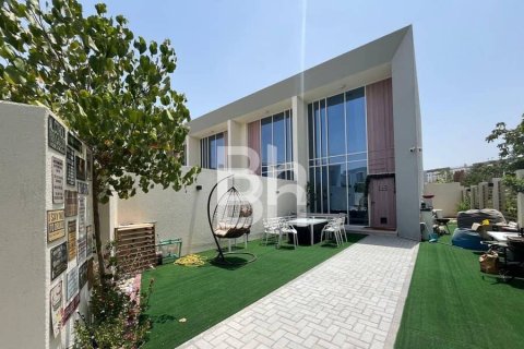 Townhouse in Dubai Land, Dubai 1 bedroom, 130 sq.m. № 57056 - photo 12