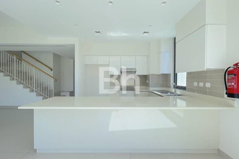 Townhouse in Dubai Hills Estate, Dubai 5 bedrooms, 283 sq.m. № 57057 - photo 2