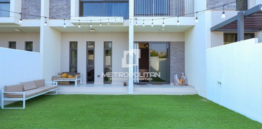 Townhouse in DAMAC Hills (Akoya by DAMAC), Dubai 3 bedrooms, 175 sq.m. № 8791
