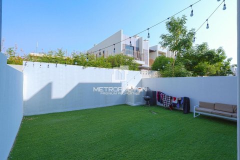 Townhouse in DAMAC Hills (Akoya by DAMAC), Dubai 3 bedrooms, 175 sq.m. № 8791 - photo 21