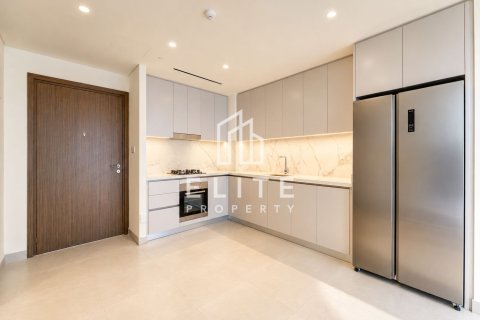 Appartement à EMAAR Beachfront, Dubai Harbour, Dubai, 2 chambres, 115 m², № 121565 - photo 2