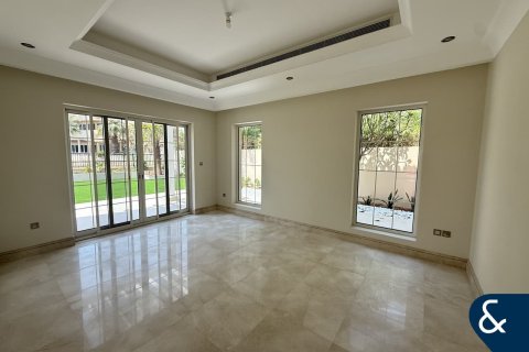 Villa in Arabian Ranches, Dubai 4 bedrooms, 790 sq.m. № 76107 - photo 2