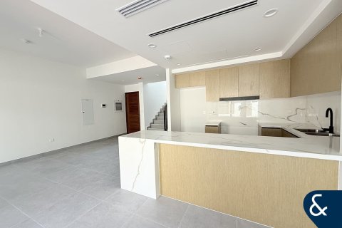 Villa in Villanova, Dubai Land, Dubai 3 bedrooms, 185 sq.m. № 76101 - photo 1