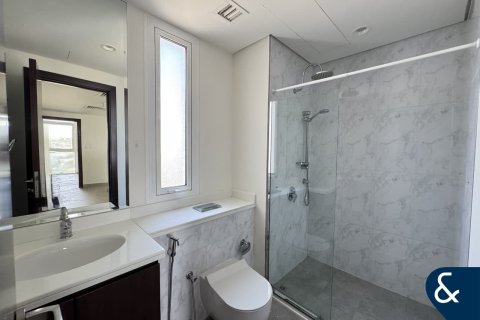 Villa in Arabella Townhouses 1, Mudon, Dubai 3 bedrooms, 184 sq.m. № 76105 - photo 14