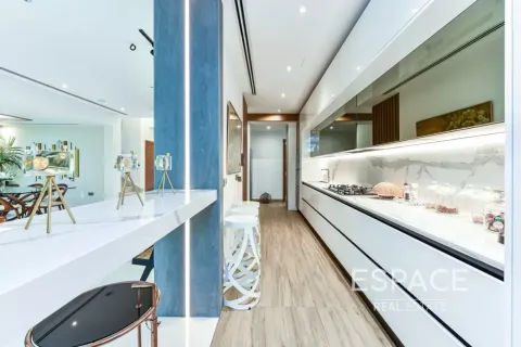 Villa in Dubai Hills Estate, Dubai 4 bedrooms, 327 sq.m. № 61750 - photo 11