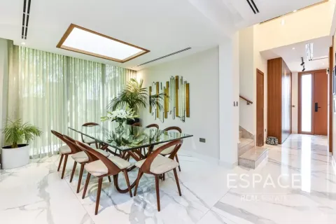 Villa in Dubai Hills Estate, Dubai 4 bedrooms, 327 sq.m. № 61750 - photo 6