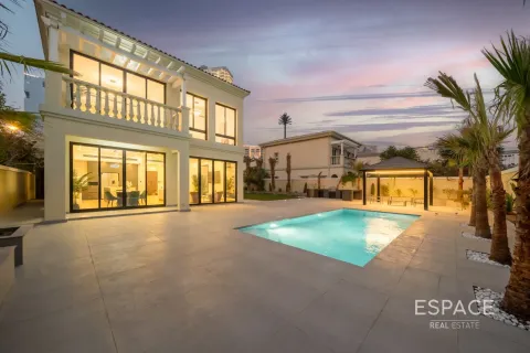 Villa en Jumeirah Village Triangle, Dubai, 2 dormitorios, 251 m², № 61749 - foto 3