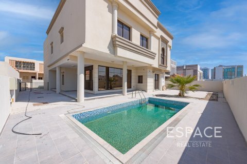 فيلا في Al Furjan, دبي 6 غرف نوم , 595 م² رقم 61772 - صورة 1