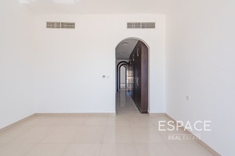 فيلا في Al Furjan, دبي 6 غرف نوم , 595 م² رقم 61772 - صورة 15