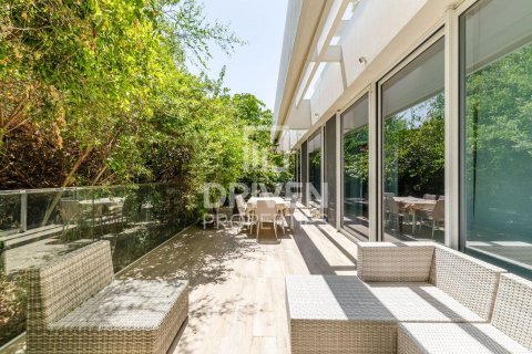 Apartamento en Ashjar, Al Barari, Dubai, 1 dormitorio, 242.2 m², № 126202 - foto 4
